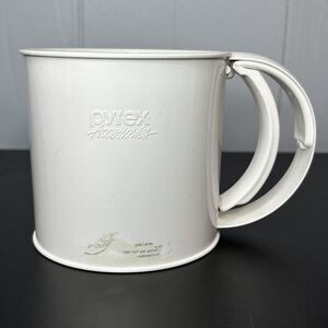 Vintage Pyrex Sifter Accessories White Plastic Flour/Powdered Sugar One Handed